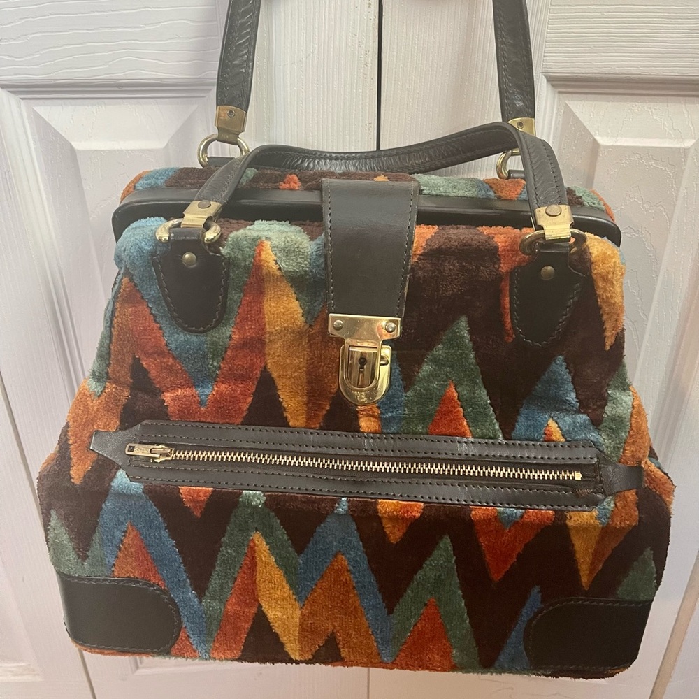Vintage Homa Carpet Bag w/top grade leather by W.D. Byron & Sons
